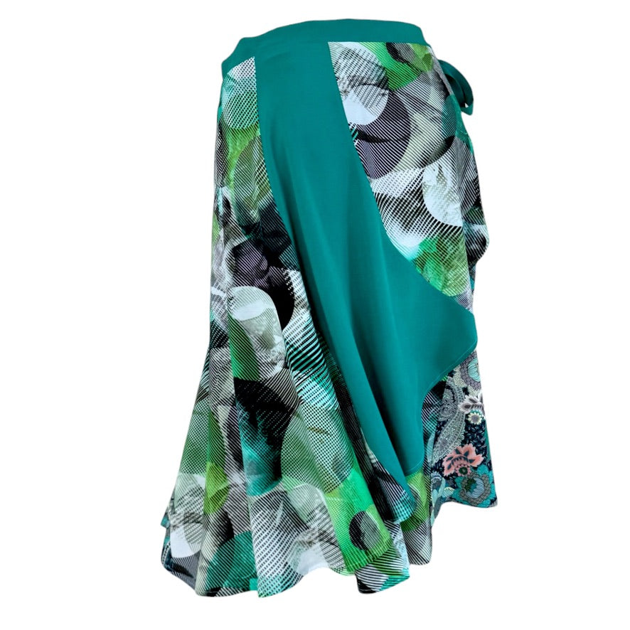 BOW2FLOW Wickelrock Tanzrock - ein Unikat in Gr. L / XL / XXL - Meeresgrün und Muster