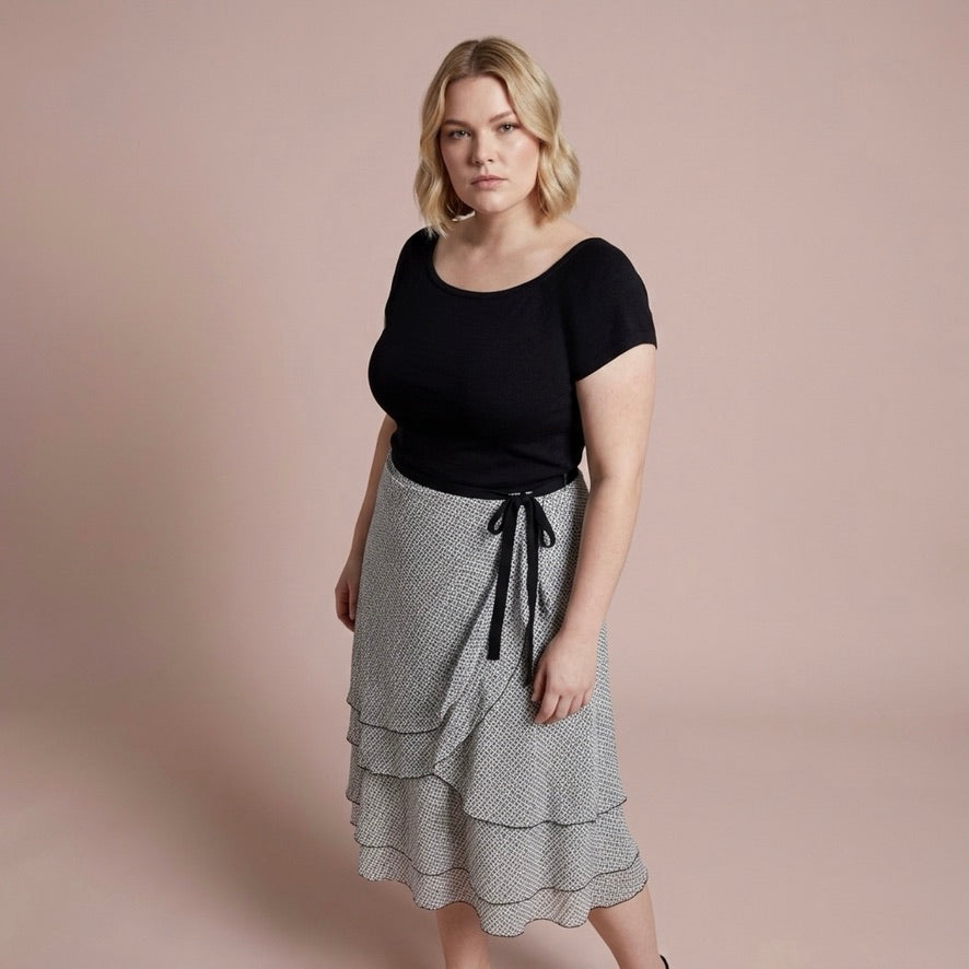 Tanzshirt Boston - der feminine Allrounder mit Carmen-Charme - jetzt auch in Gr. XL